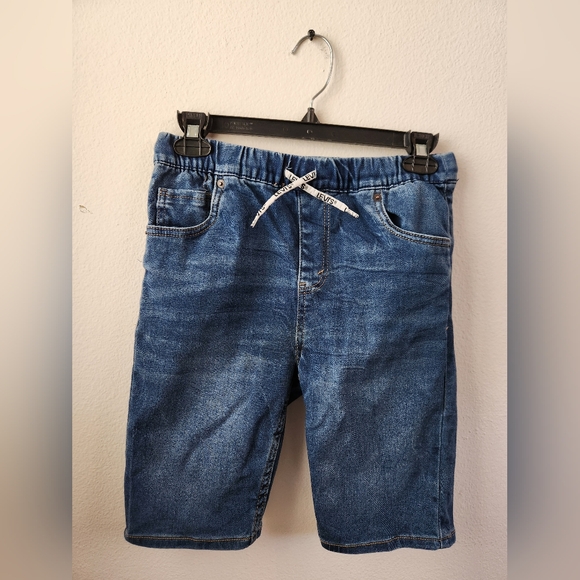 Levi's Boys Skinny Dobby Pull-On Shorts Blue‎ 7" Slim Fit Drawstring Size Large - Picture 1 of 6